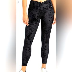 Fabletics Crushed Velour Crossover Legging Black XL New With Tag Workout Legging